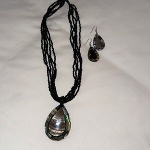 Elegant Black beaded and faux abalone Jewelry Set